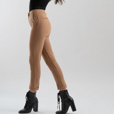 Pantaloni donna sigaretta colore cammello